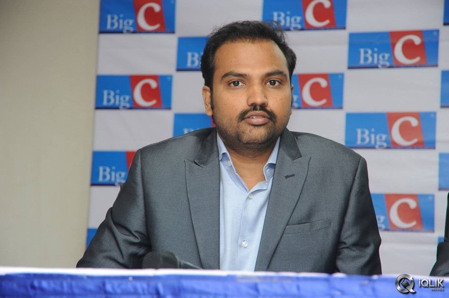 Pranitha-Launches-Big-C-Dussehra-Offers